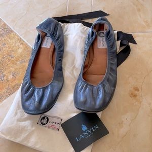 **SOLD** Navy Lambskin Lanvin ballet flats size 10